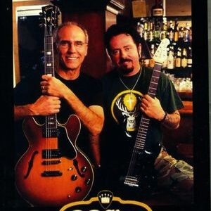 Larry Carlton, Steve Lukather/New York, USA 2001
